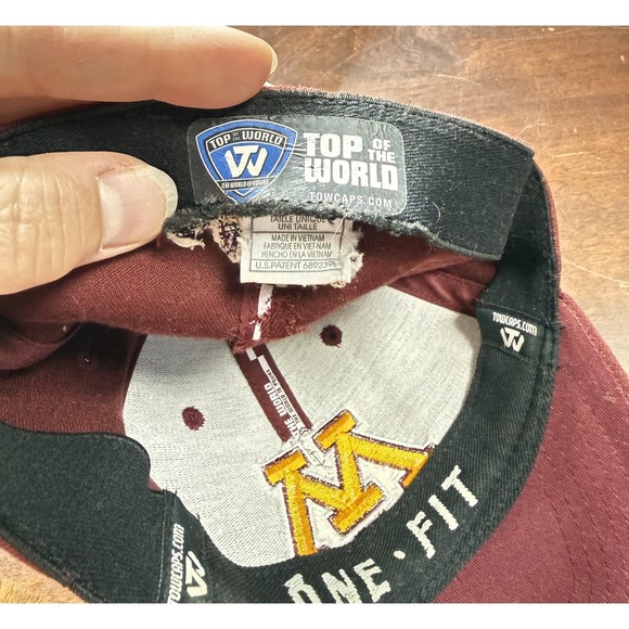Minnesota Golden Gophers Hat Cap Fitted Mens One Size Maroon NCAA Football - Picture 5 of 9